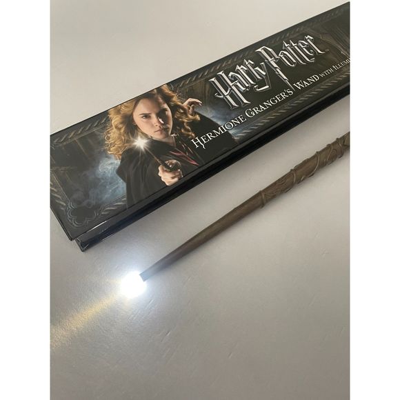 ~ Hermione Granger Costume Med: Wand Light-Up, Robe/Cloak, Tie Halloween Girl's - Picture 3 of 14